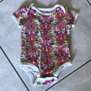 *LAST CALL* NWOT Vera Bradley ruffle butt onesie